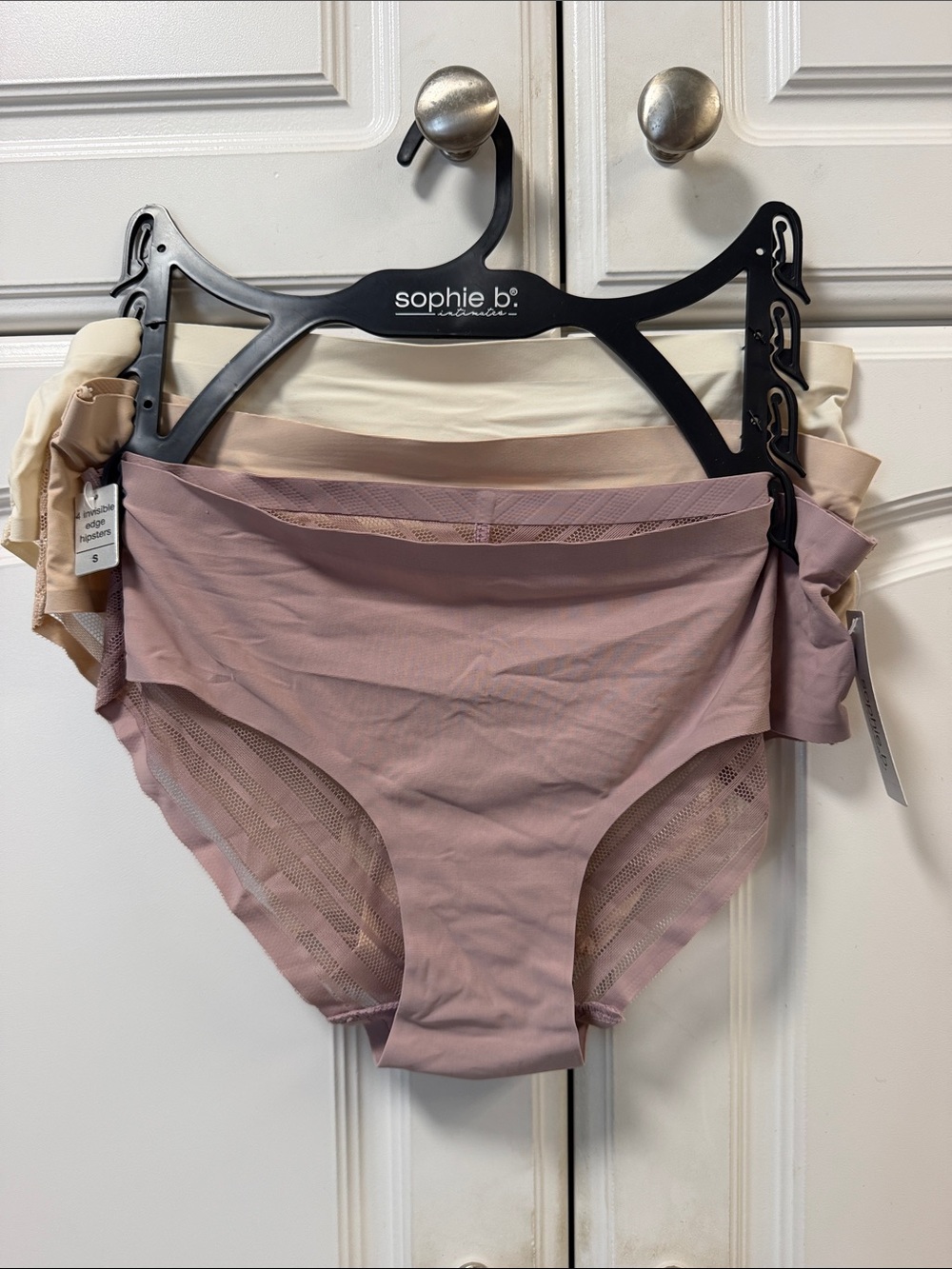 NWT size Small Sophie B. 3 pair Invisible edge hipsters. Cream, tan & Taupe